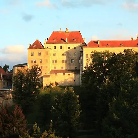 Apartman Castle View-bus Station, Parking, Center *