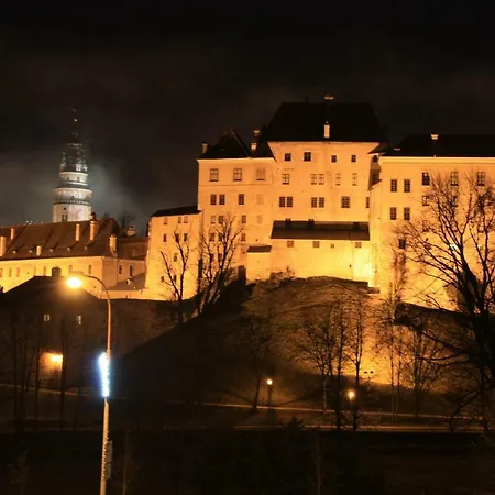 Apartman Castle View-bus Station, Parking, Center *